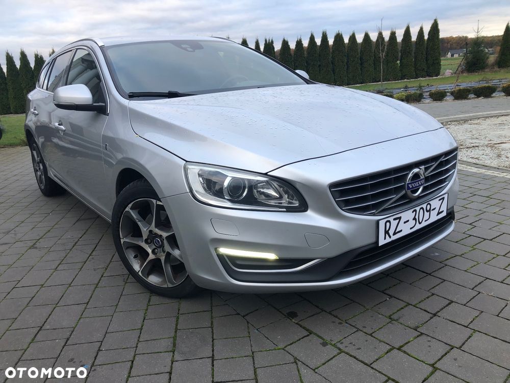 Volvo V60 D4 Geartronic Ocean Race - 1