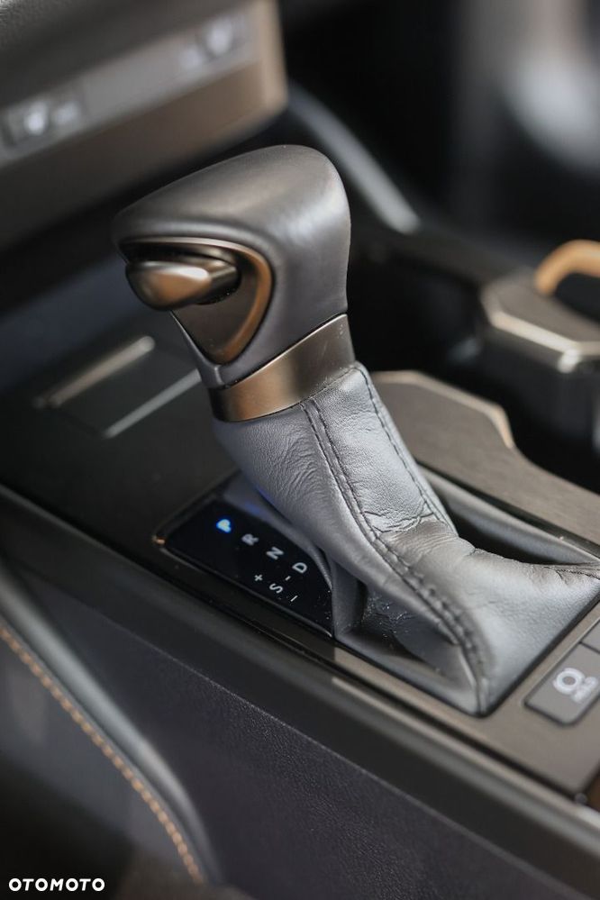 Lexus ES - 23