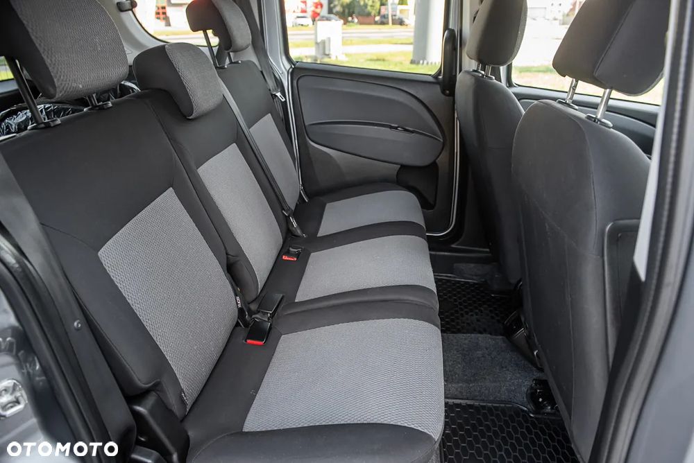 Fiat Doblo - 26