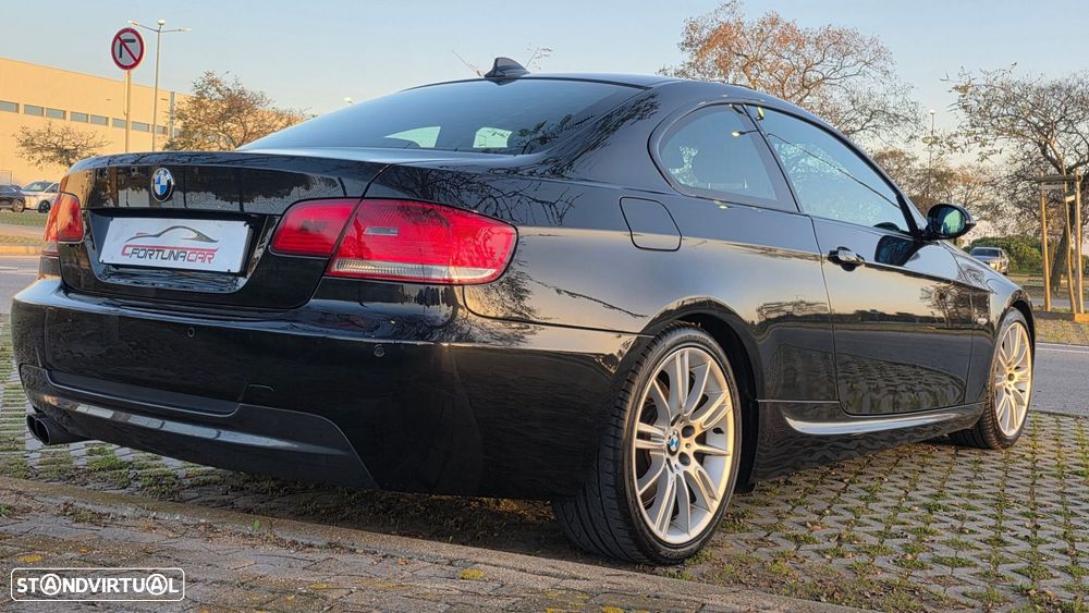 BMW 330 d DPF M Sport Edition - 12