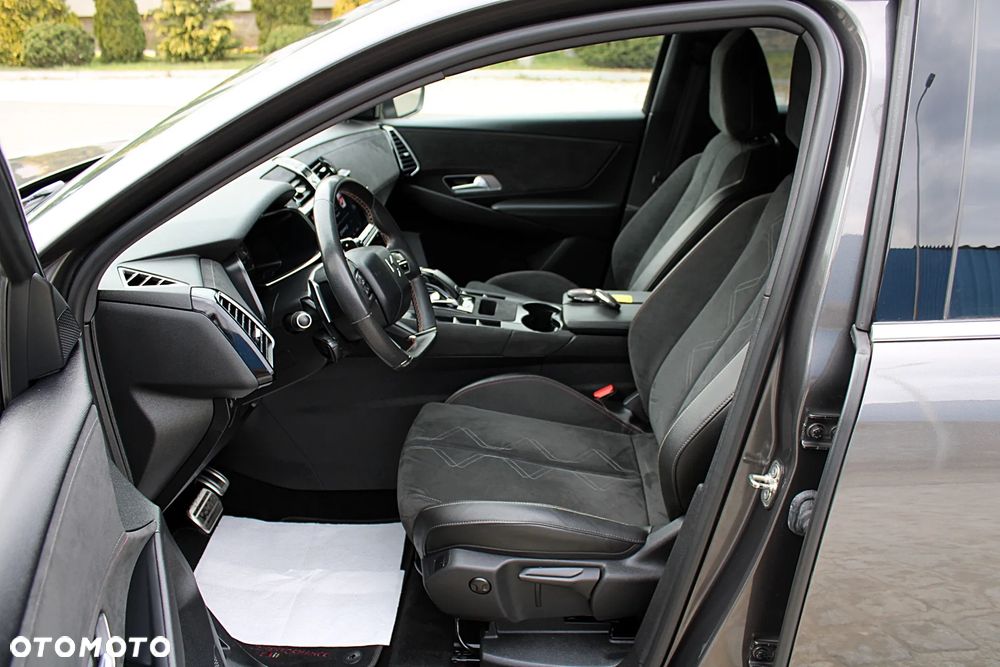 DS Automobiles DS 7 Crossback 1.6 PureTech Performance Line + - 18