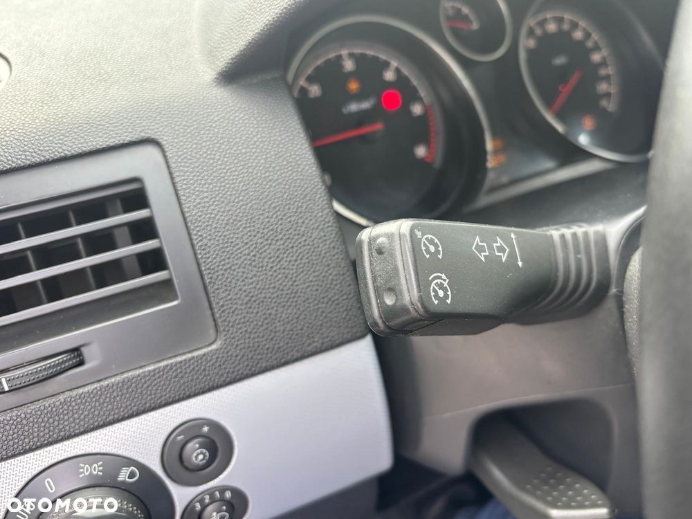 Opel Astra 1.9 CDTI Edition - 16