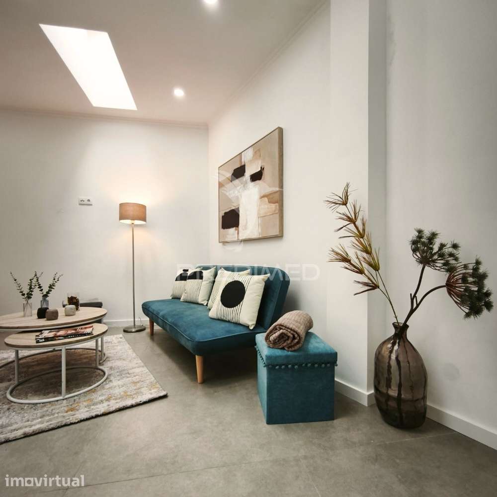Apartamento T3 Rua dos Soeiros com Varanda - Grande imagem: 2/27