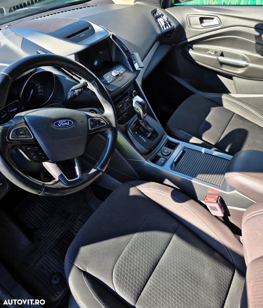 Ford Kuga 1.5 EcoBoost 4WD Aut. ST-Line - 10