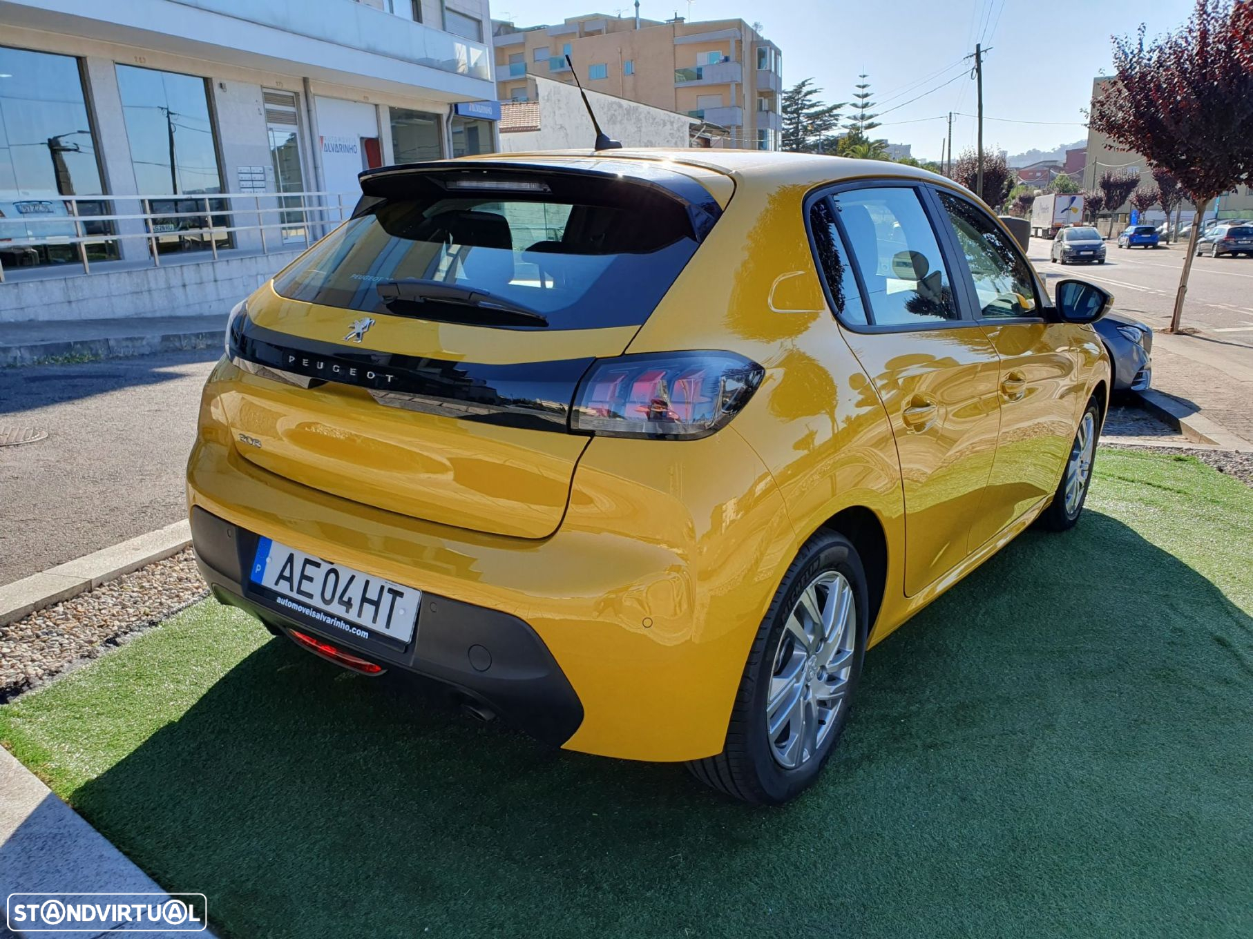 Peugeot 208 1.2 PureTech Active Pack - 27