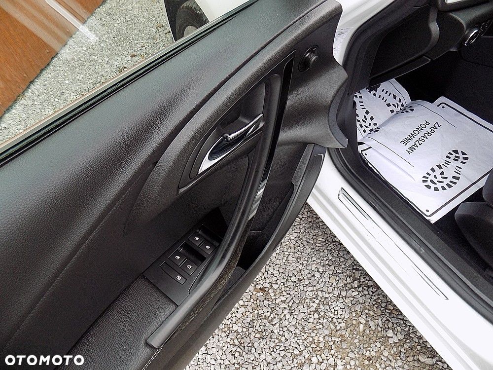 Opel Astra 1.4 Turbo Selection - 9