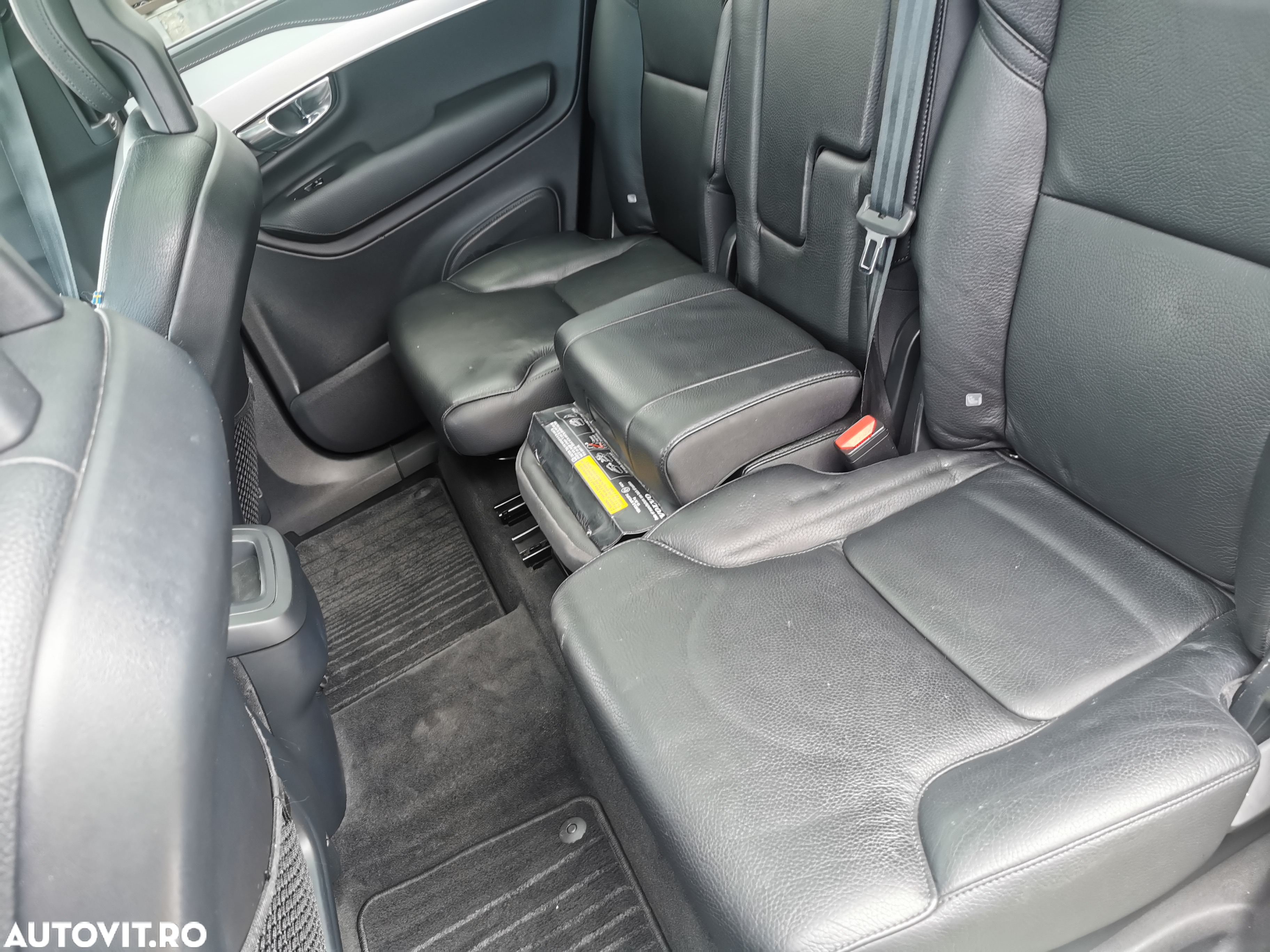 Volvo XC 90 D5 AWD Geartronic Momentum - 17