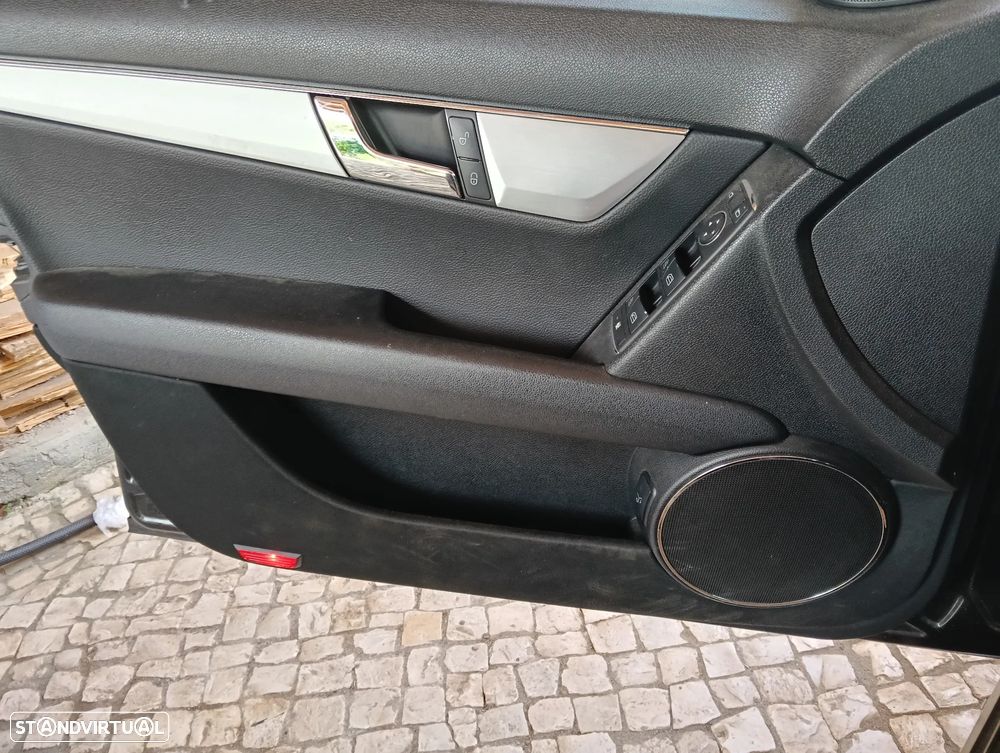 Mercedes-Benz C 180 Station Kompressor BlueEFFICIENCY Avantgarde - 6