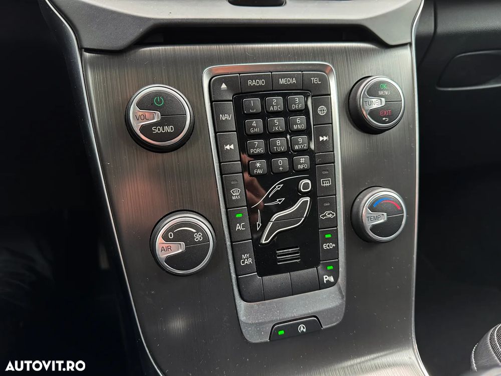 Volvo V40 D2 Aut. Momentum - 25