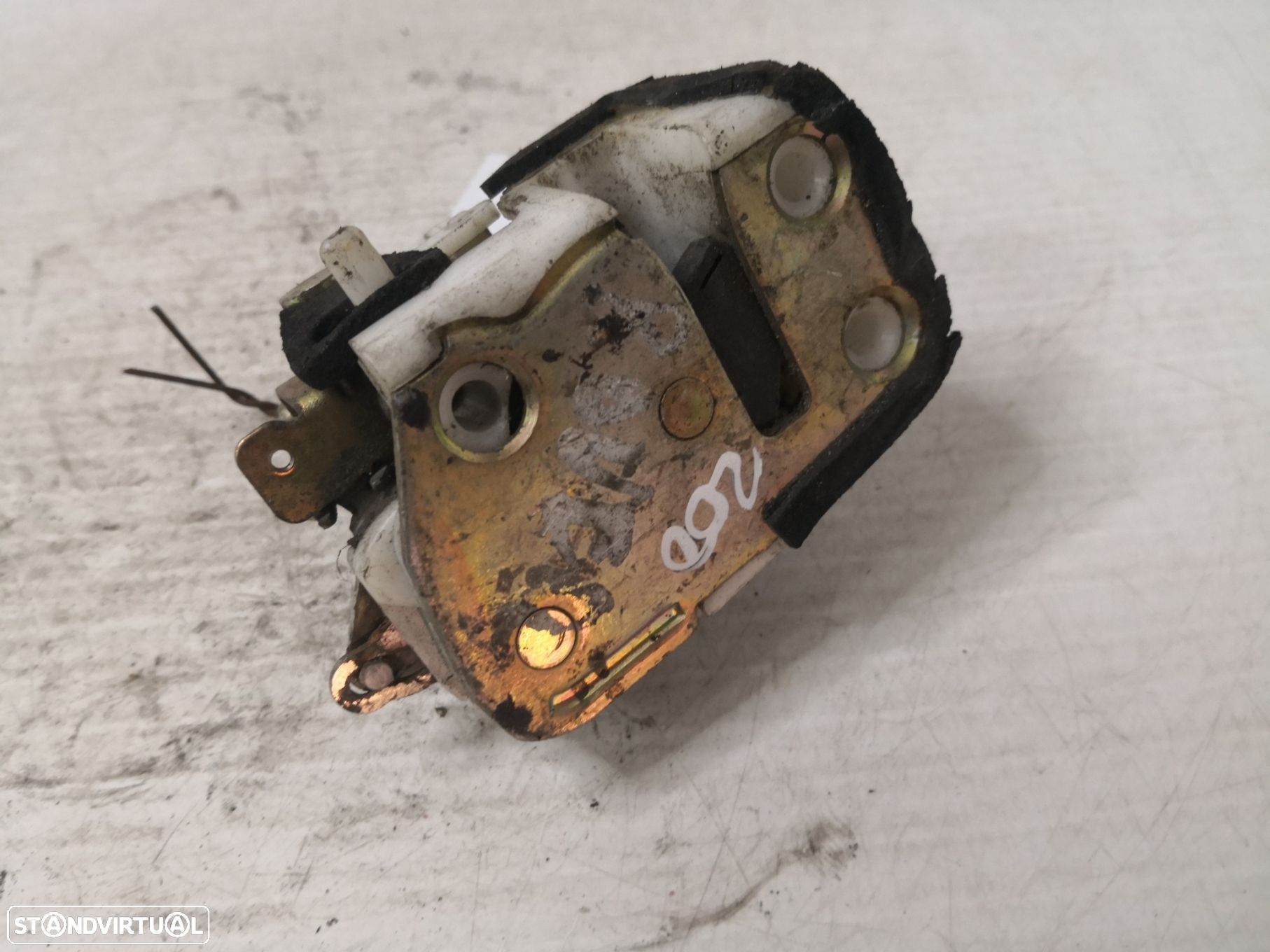Fecho Da Porta Trás Dto Rover 400 (Rt) - 1