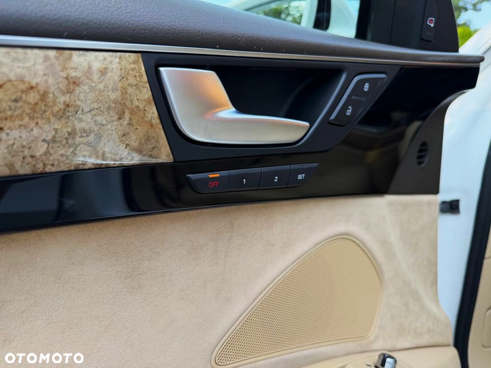 Audi A8 4.2 TDI clean diesel Quattro - 13