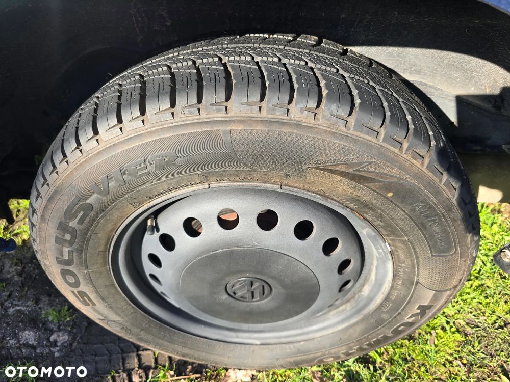 Volkswagen Caravelle Basis / CL - 15