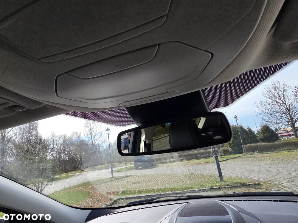 Ford Kuga 2.0 TDCi 4x4 Titanium - 32