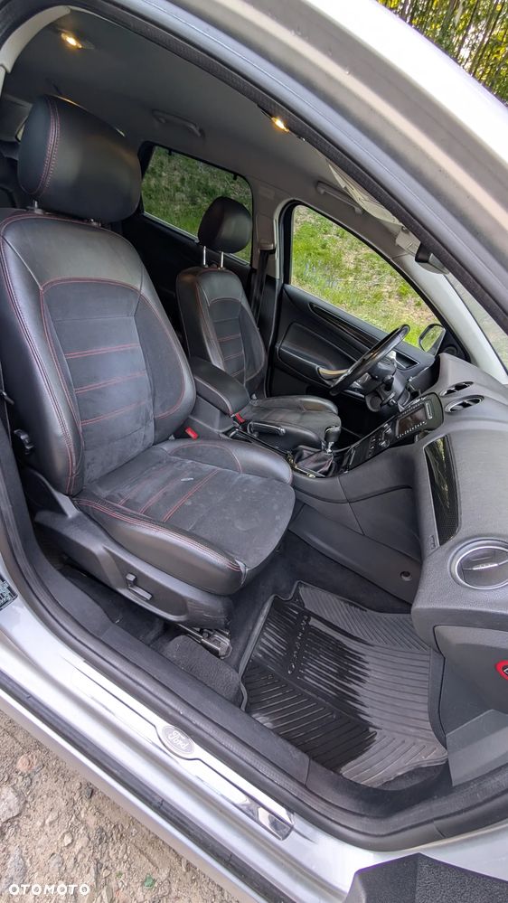 Ford Mondeo 2.0 TDCi Titanium S - 13