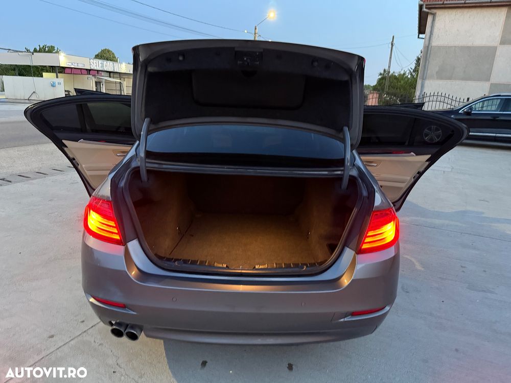 BMW Seria 5 518d Aut. - 10