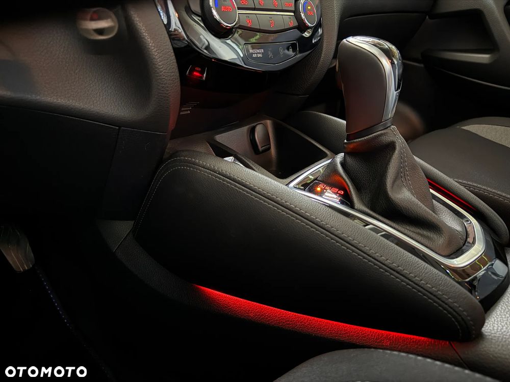 Nissan Qashqai 1.3 DIG-T MHEV Xtronic N-Connecta - 27