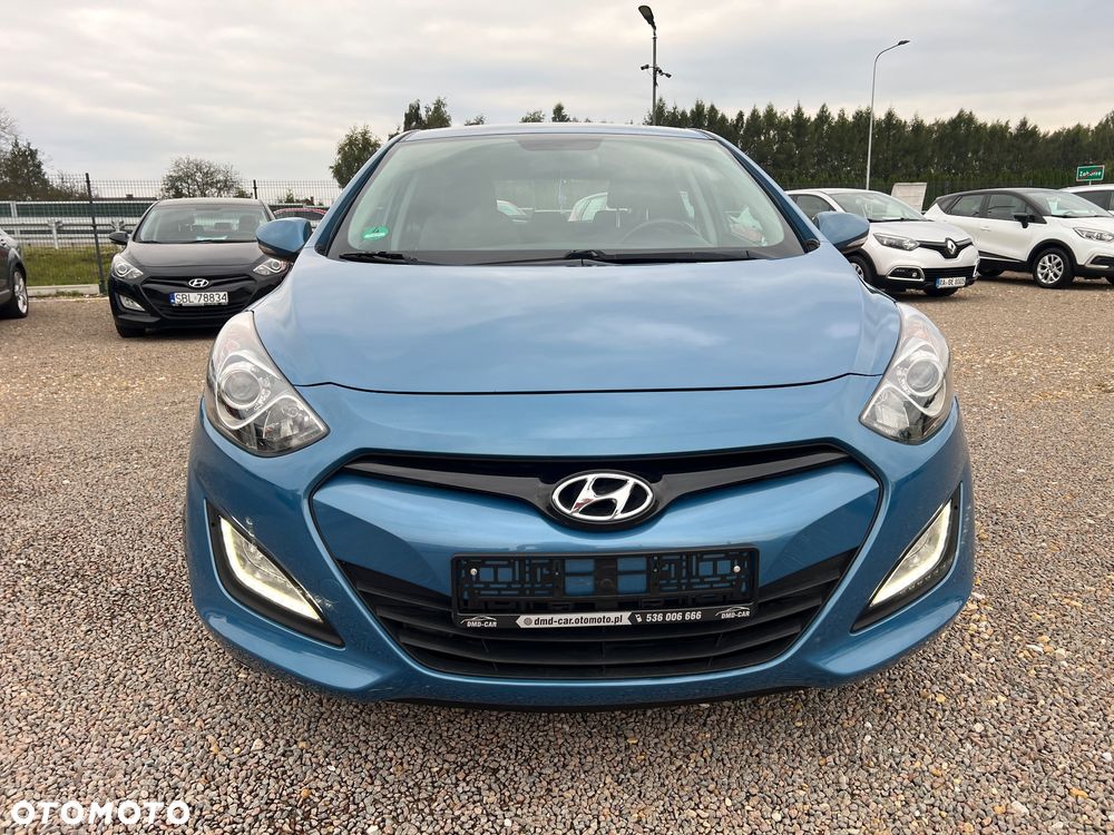 Hyundai i30 1.4 Intro Edition - 2