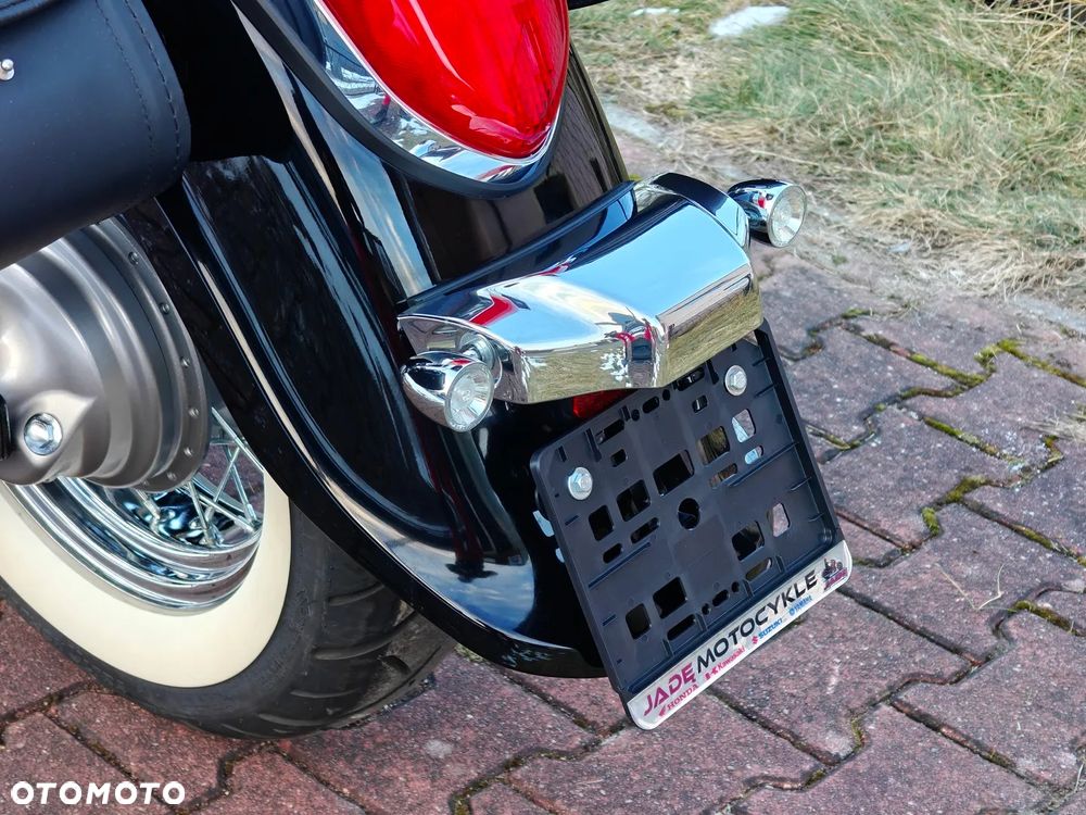 Suzuki Intruder - 31