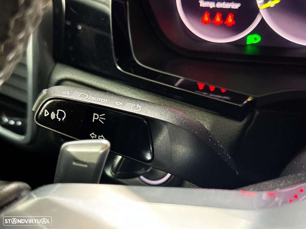 Porsche Cayenne Coupé E-Hybrid Platinum Edition - 52