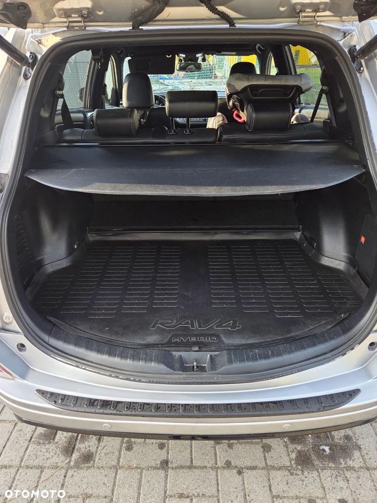 Toyota RAV4 - 5