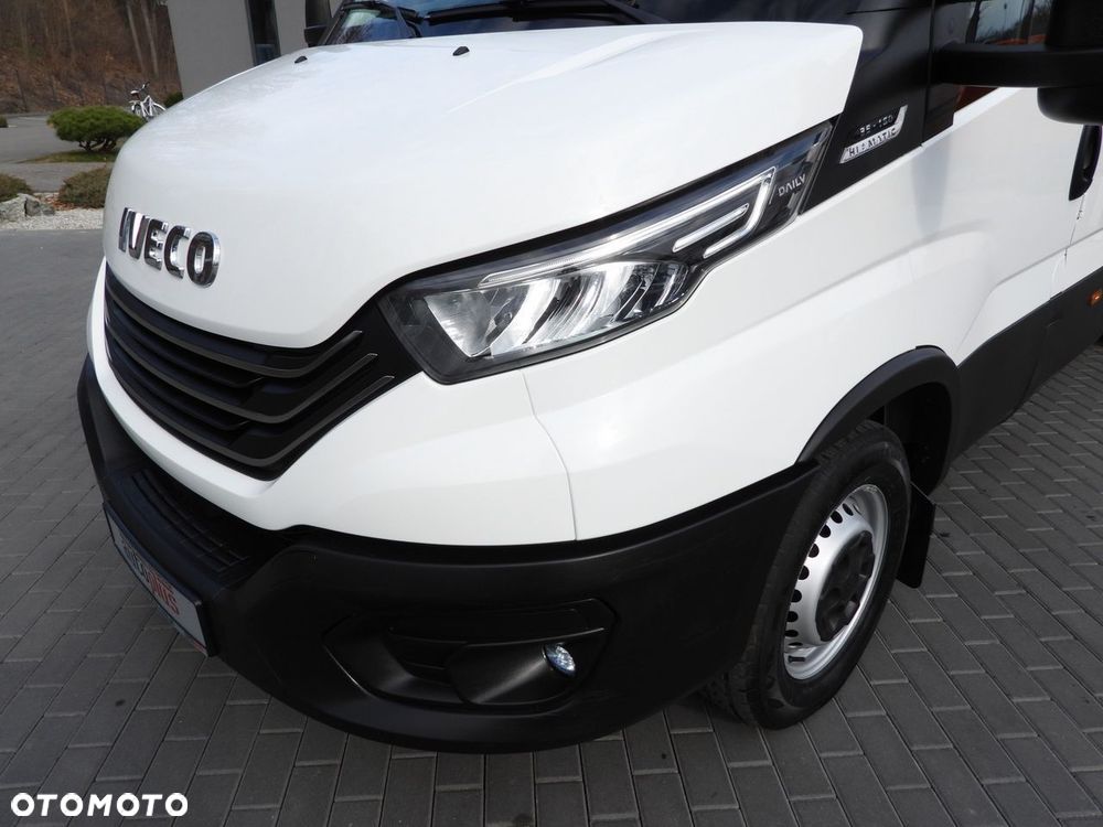Iveco DAILY 35S16 SKRZYNIA PODWÓJNA KABINA DOKA 7 MIEJSC TEMPOMAT LEDY AUTOMAT HI-MATIC KLIMATYZACJA  160KM - 19
