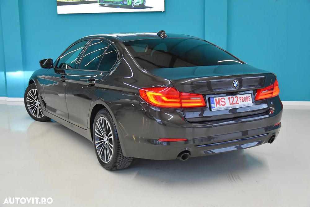 BMW Seria 5 520d Aut. Luxury Line - 13