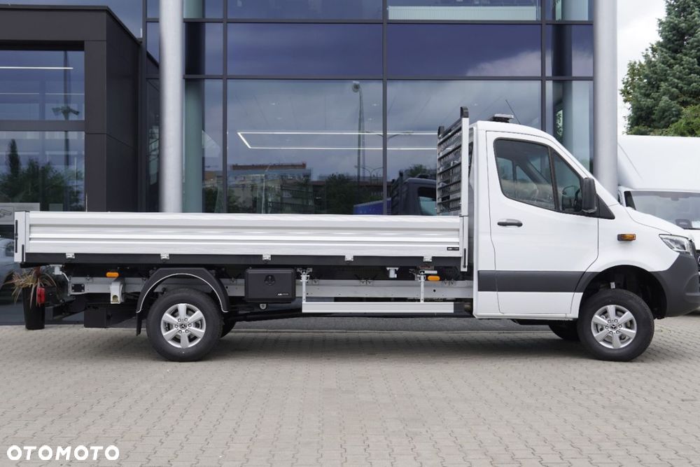 Mercedes-Benz Sprinter - 17