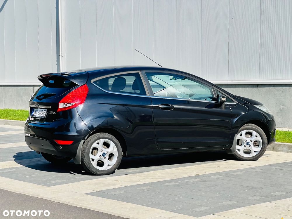 Ford Fiesta - 20