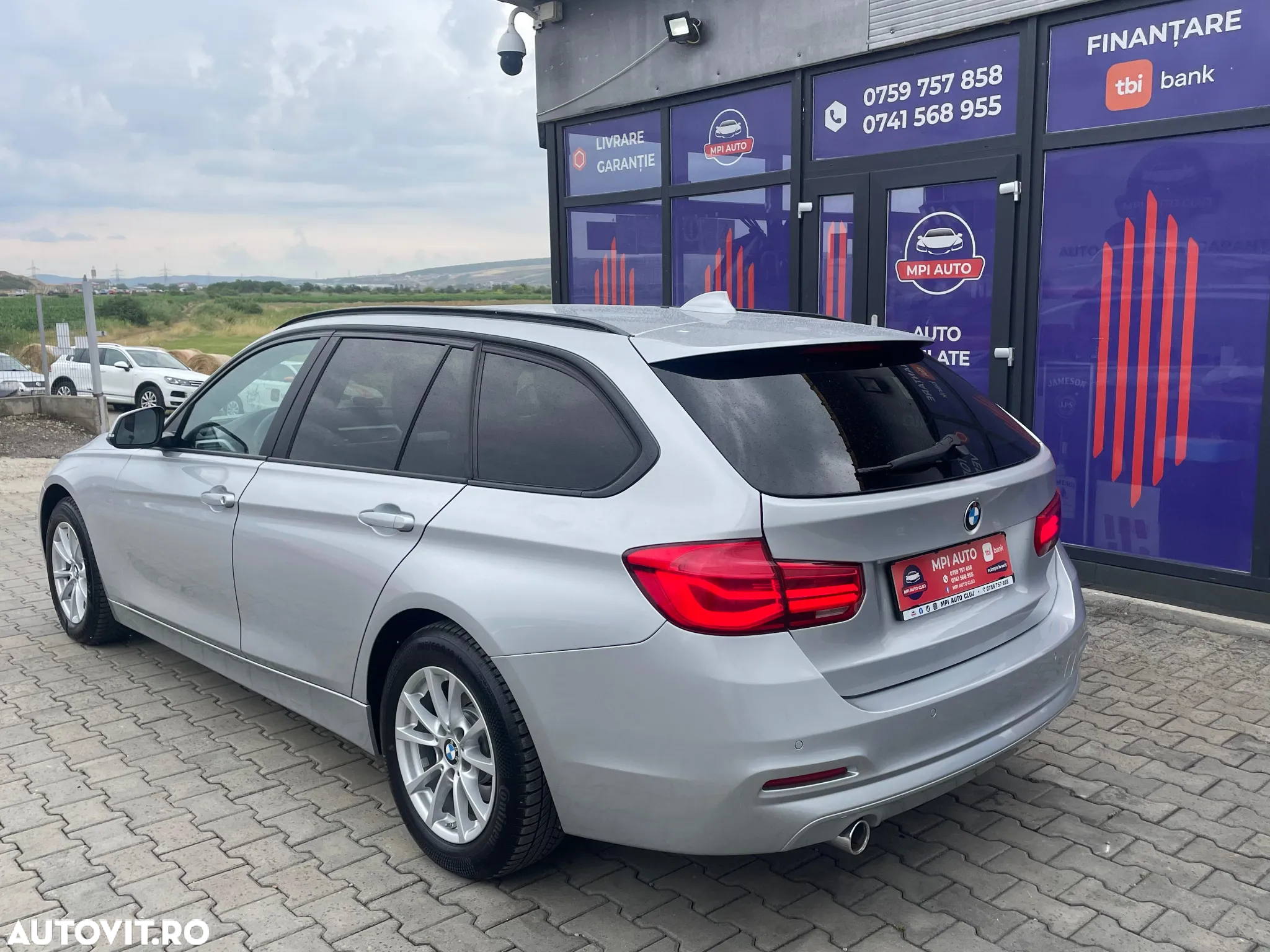 BMW Seria 3 318d Touring Aut. - 7