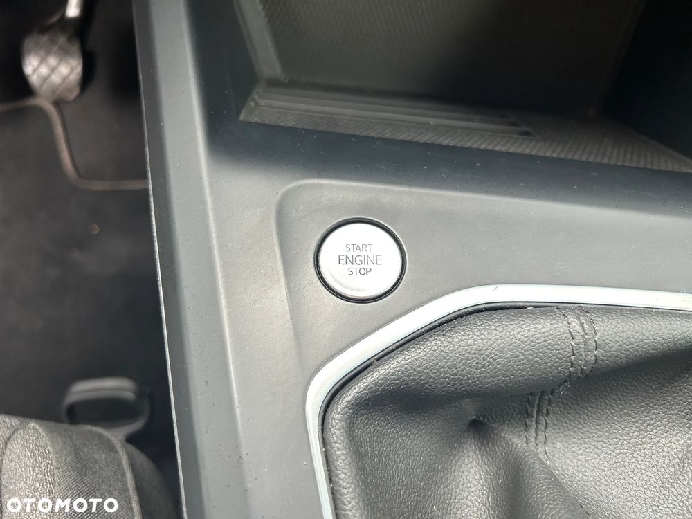 Volkswagen Golf 1.5 TSI Life Plus - 31