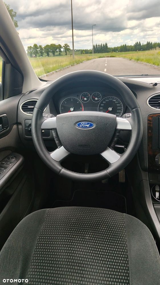 Ford Focus 1.6 TDCi Ghia - 13