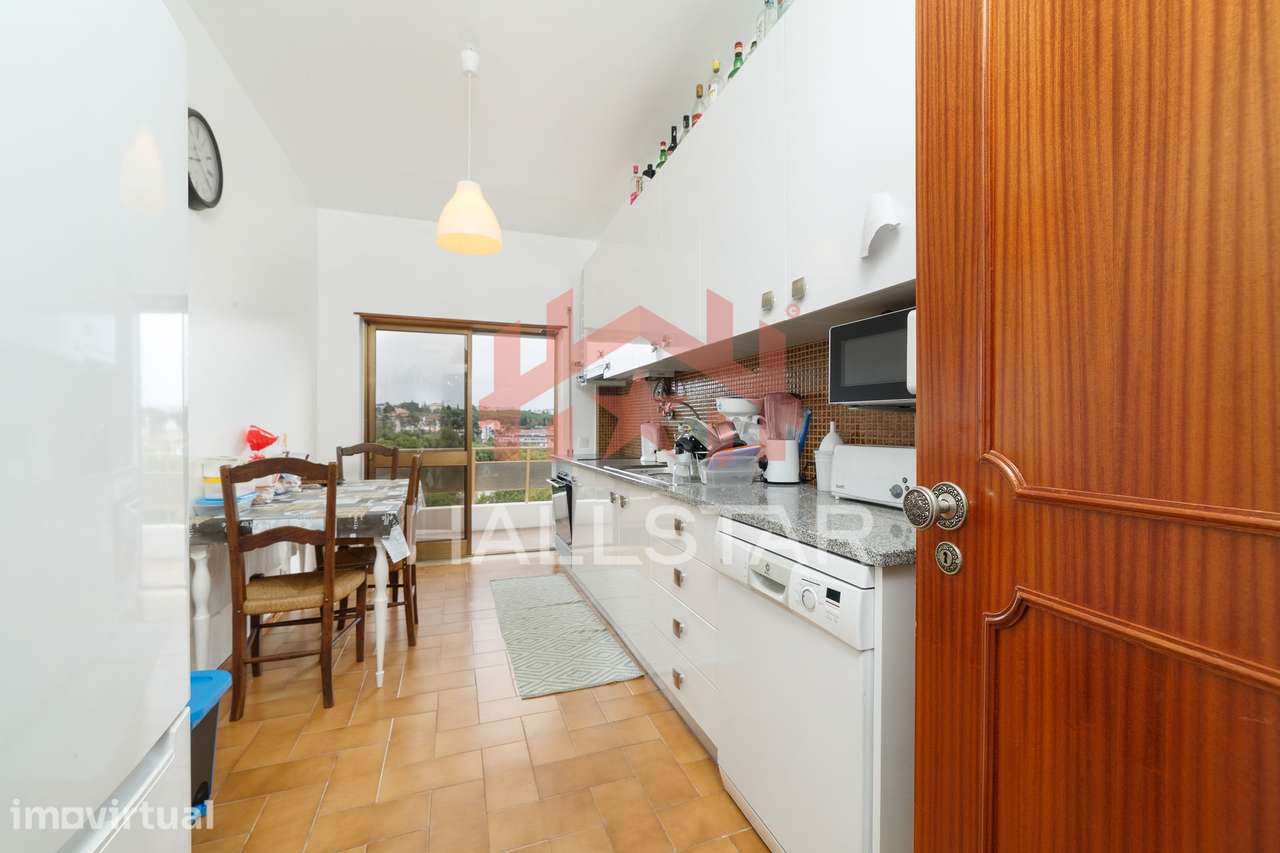 Apartamento T5 / Penúltimo andar / Vistas panorâmicas / Centro da Cida - Grande imagem: 5/31