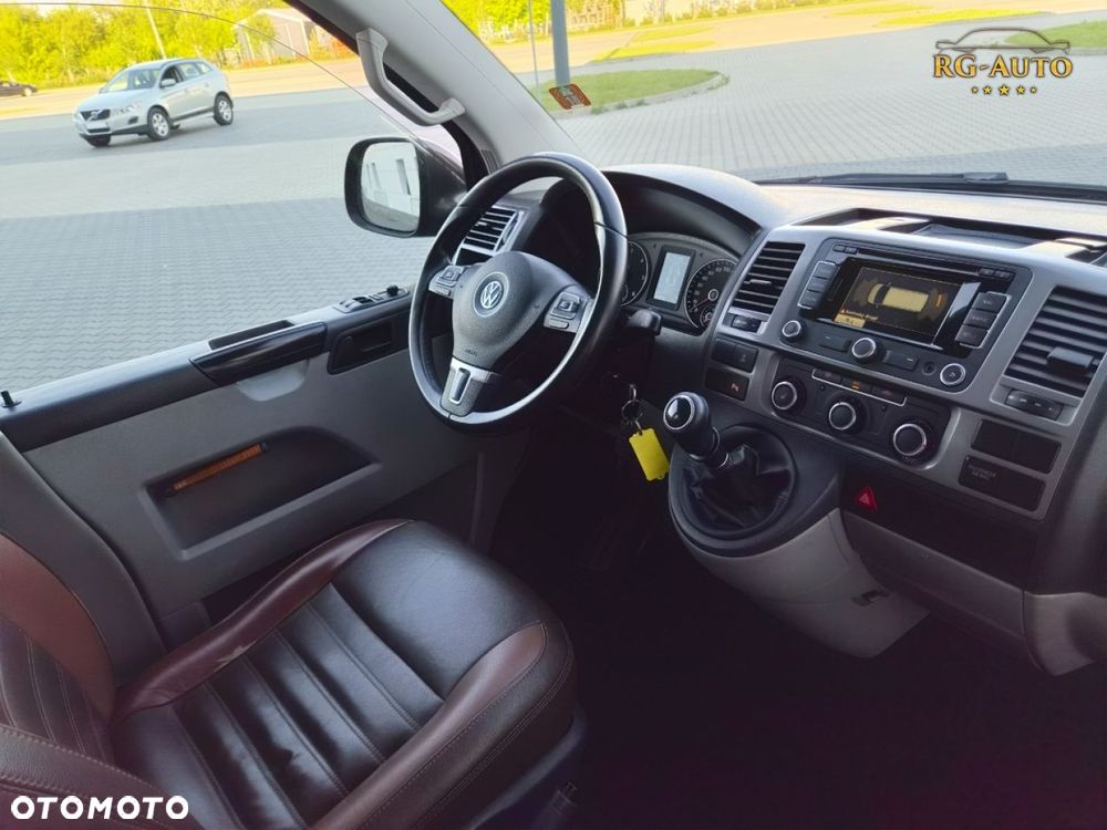 Volkswagen Transporter - 40