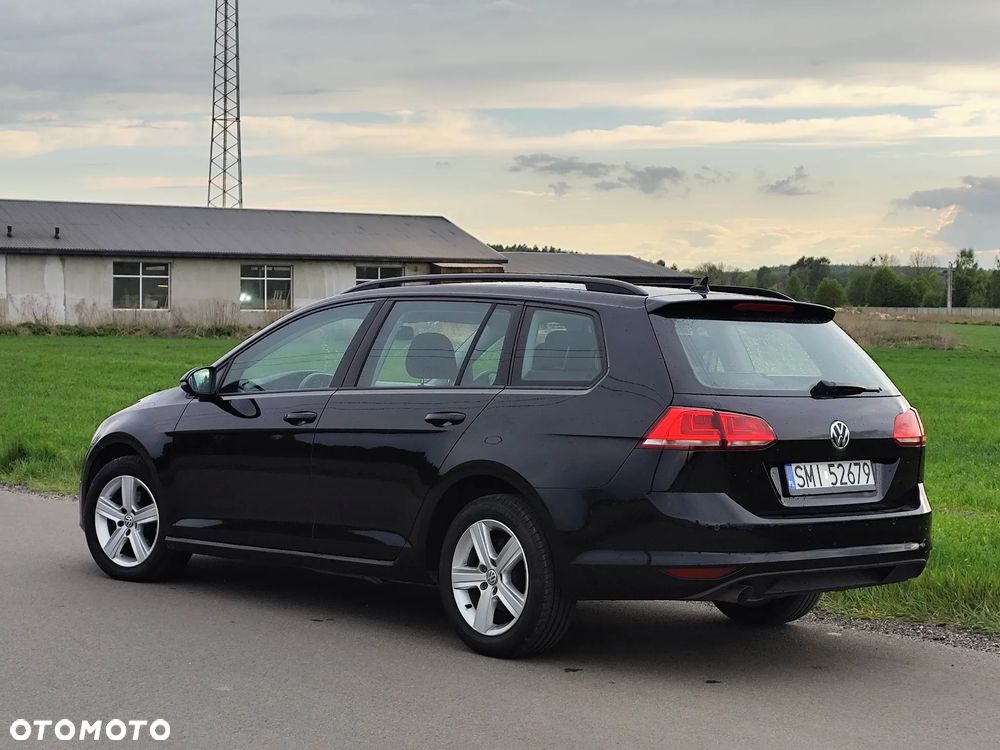 Volkswagen Golf 1.6 TDI BlueMotion Comfortline - 2