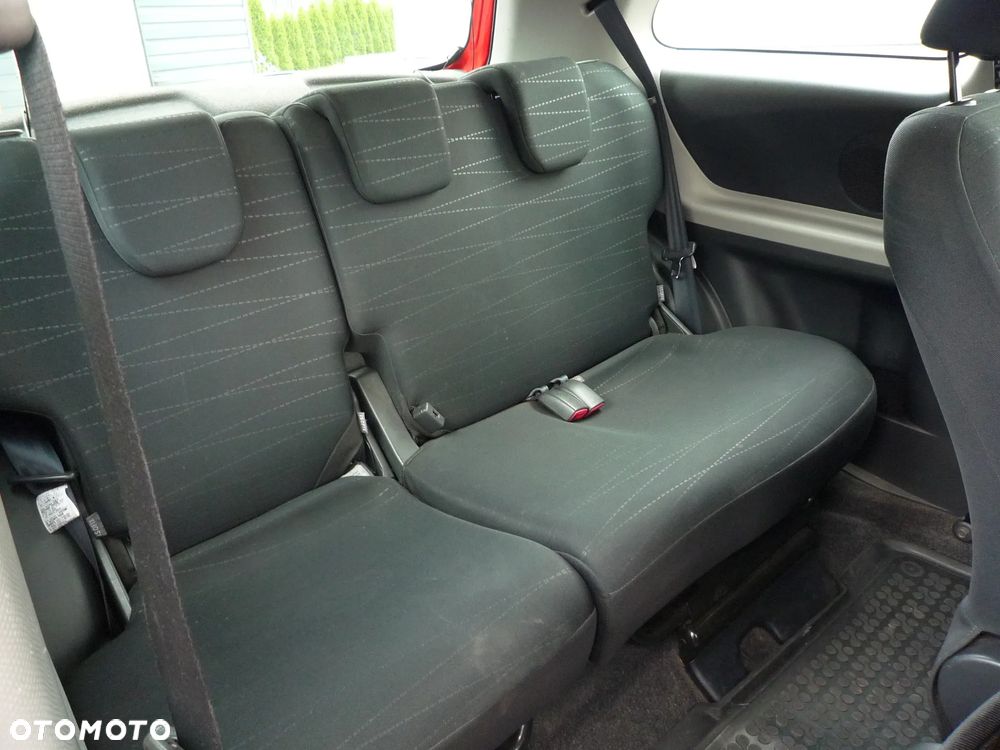 Toyota Yaris 1.4 D-4D Cool - 29