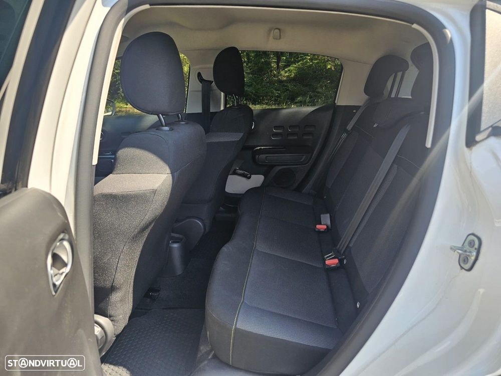 Citroën C3 1.2 PureTech Shine - 19