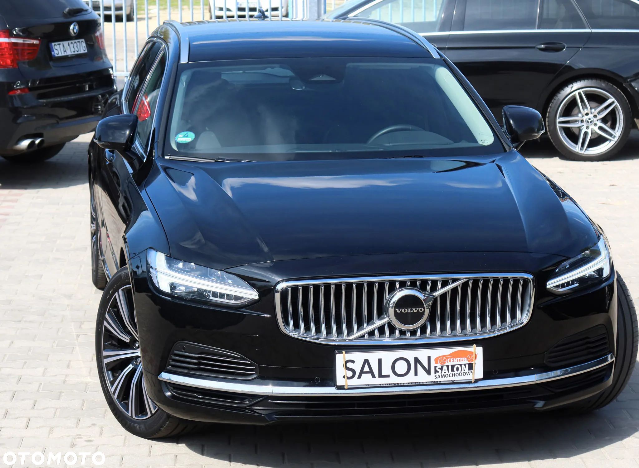 Volvo V90 T6 AWD Plug-In Hybrid Plus Bright - 1