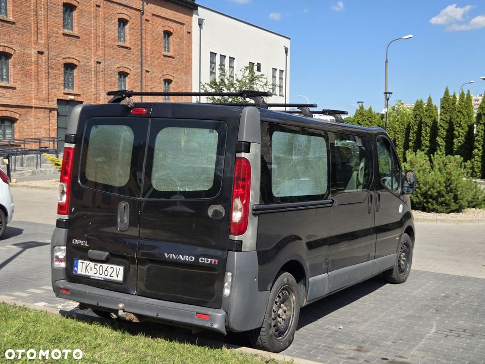 Opel Vivaro L2H1 2.9t - 4