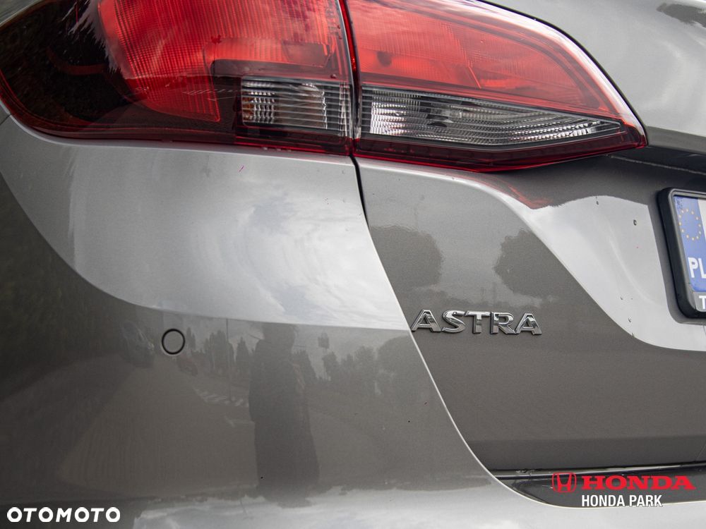 Opel Astra 1.4 T Enjoy - 11