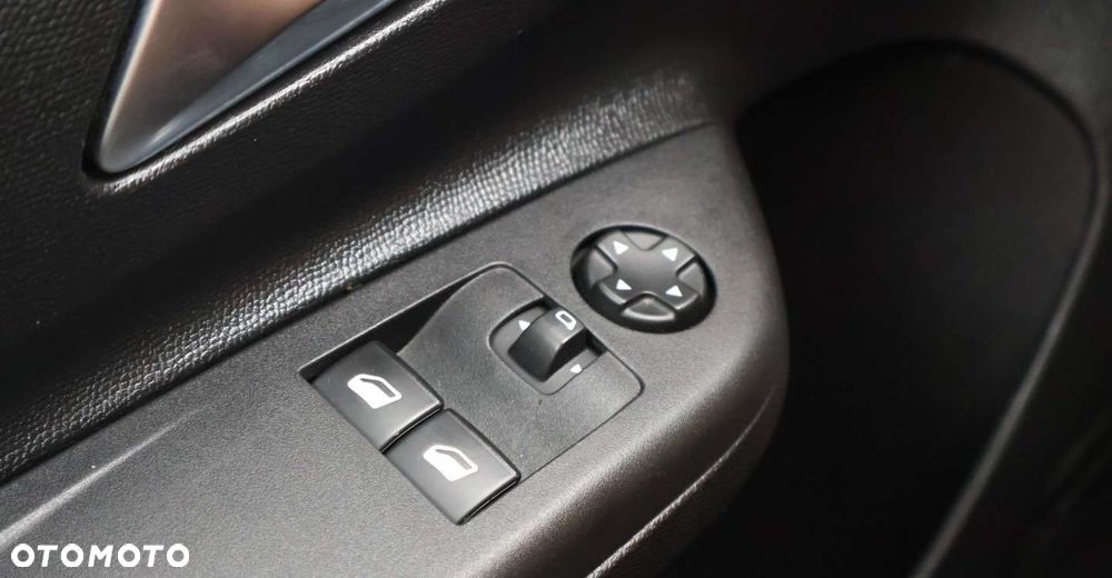 Opel Corsa - 25