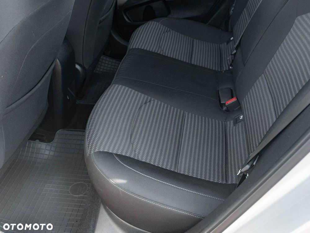 Kia Ceed 1.5 T-GDI M DCT - 25