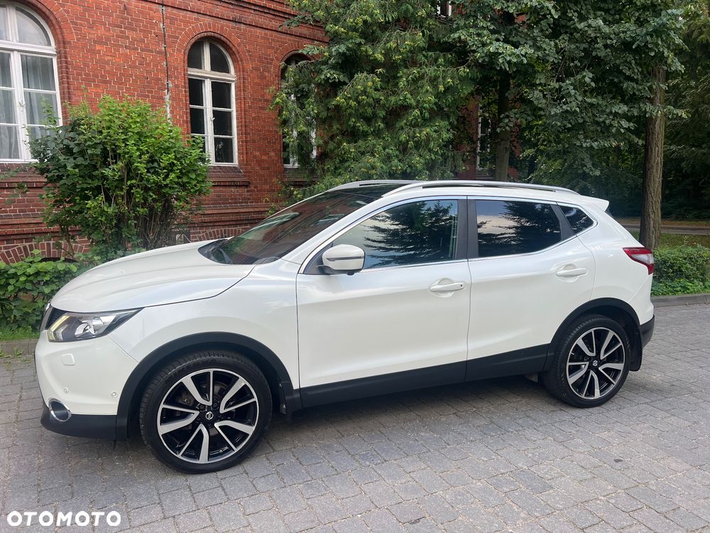 Nissan Qashqai 1.6 DCi Xtronic TEKNA - 5