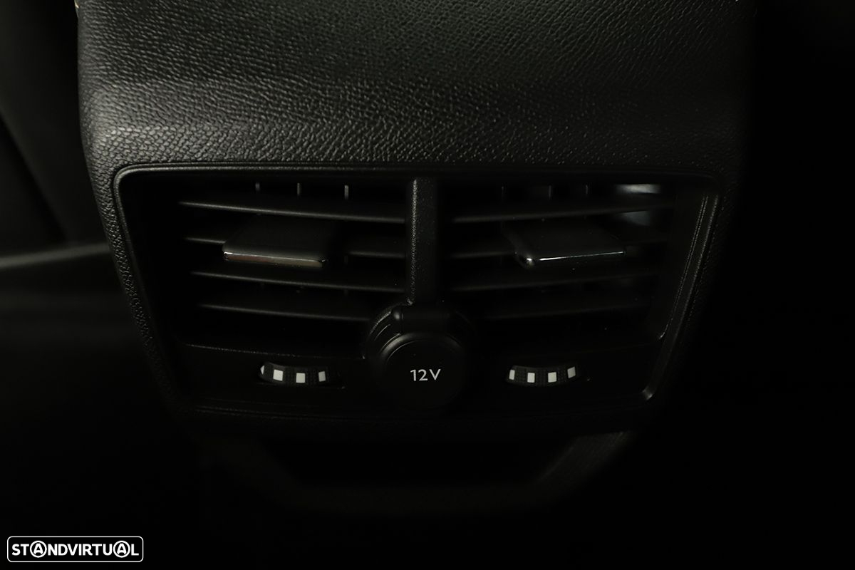 Peugeot 3008 1.2 PureTech GT EAT8 - 24