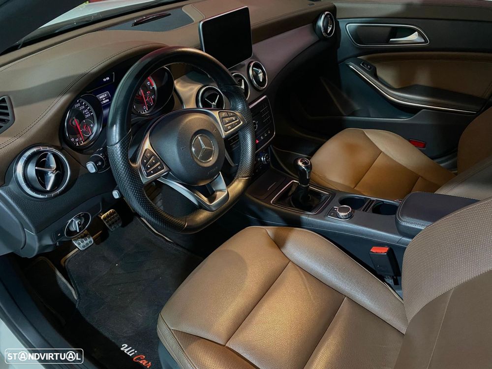 Mercedes-Benz CLA 200 - 28