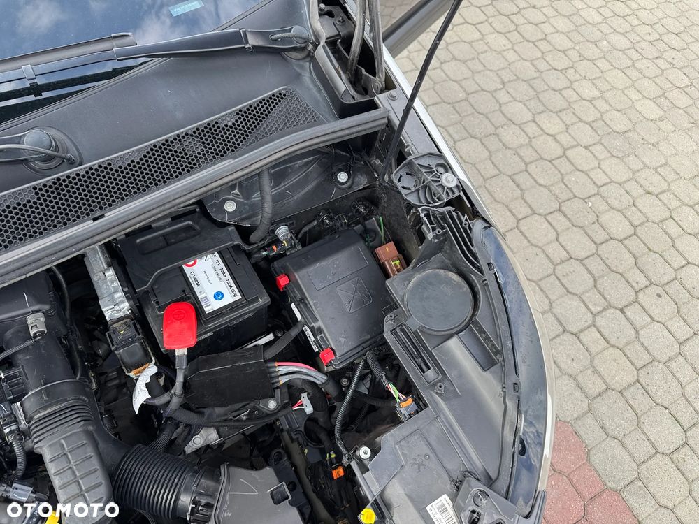 Peugeot 5008 - 22
