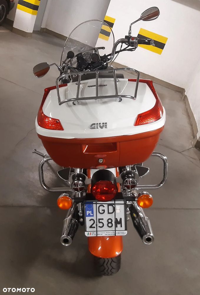Moto Guzzi California - 11