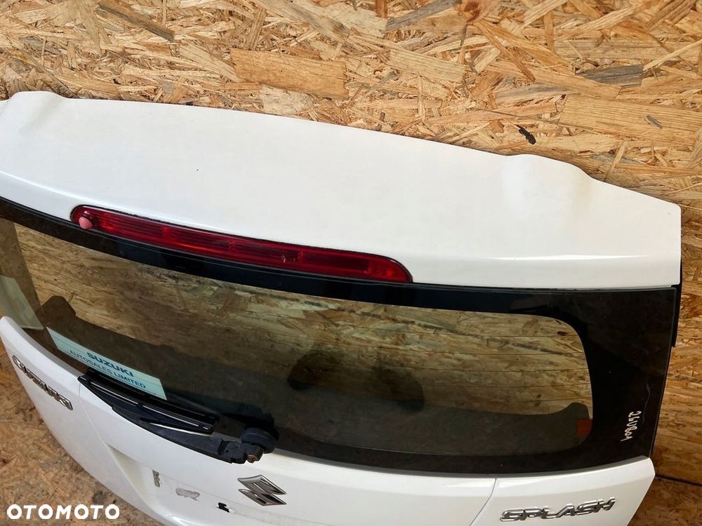 KLAPA TYŁ pokrywa bagażnika SUZUKI SPLASH Lakier: 26UB Biały - 4