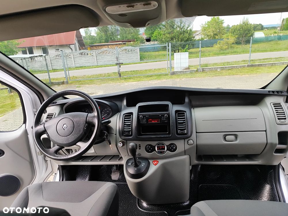 Renault Trafic - 14