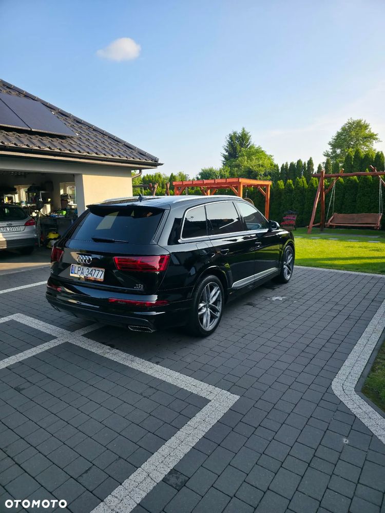 Audi Q7 - 8