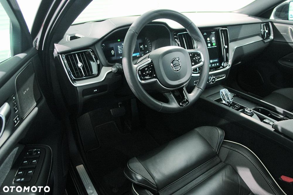 Volvo S60 B5 B AWD Ultimate Dark - 10